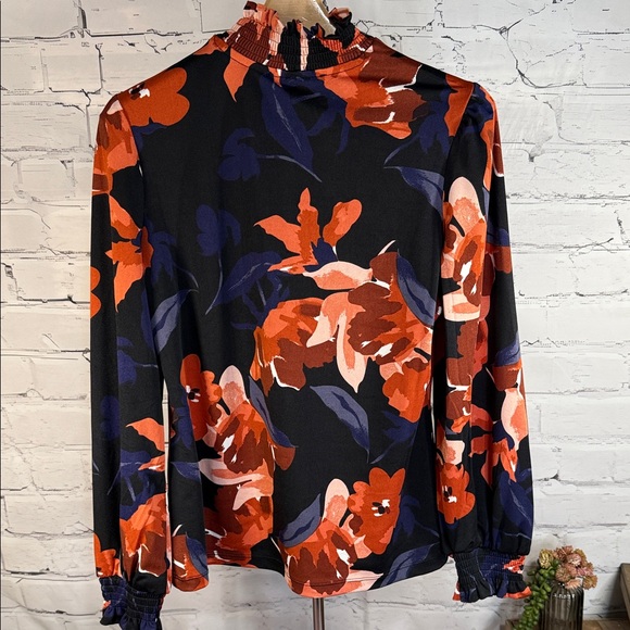 Jules & Leopold Black and Orange Floral Ruffle Neck and Cuffs Blouse Top - Picture 2 of 8